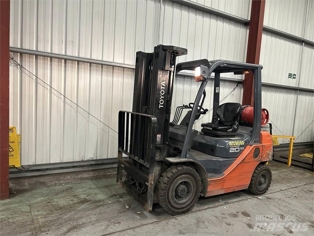 Toyota 02-8FGF20 شاحنات LPG