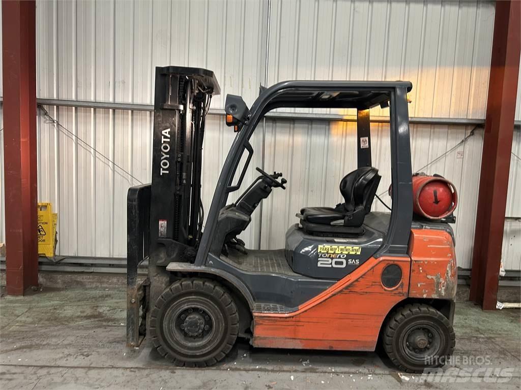 Toyota 02-8FGF20 شاحنات LPG