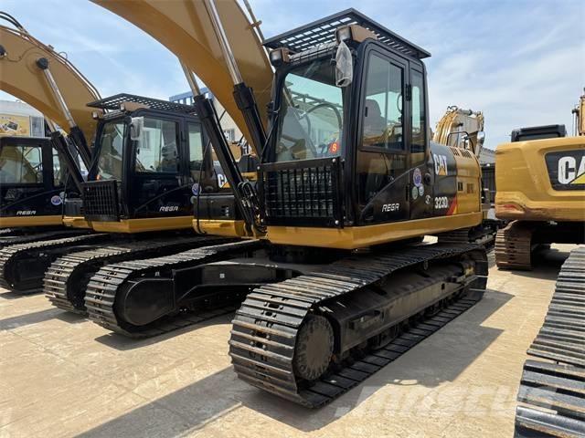 CAT 323 D L حفارات زحافة