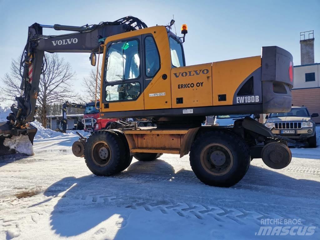 Volvo EW 180 B حفارات بعجل