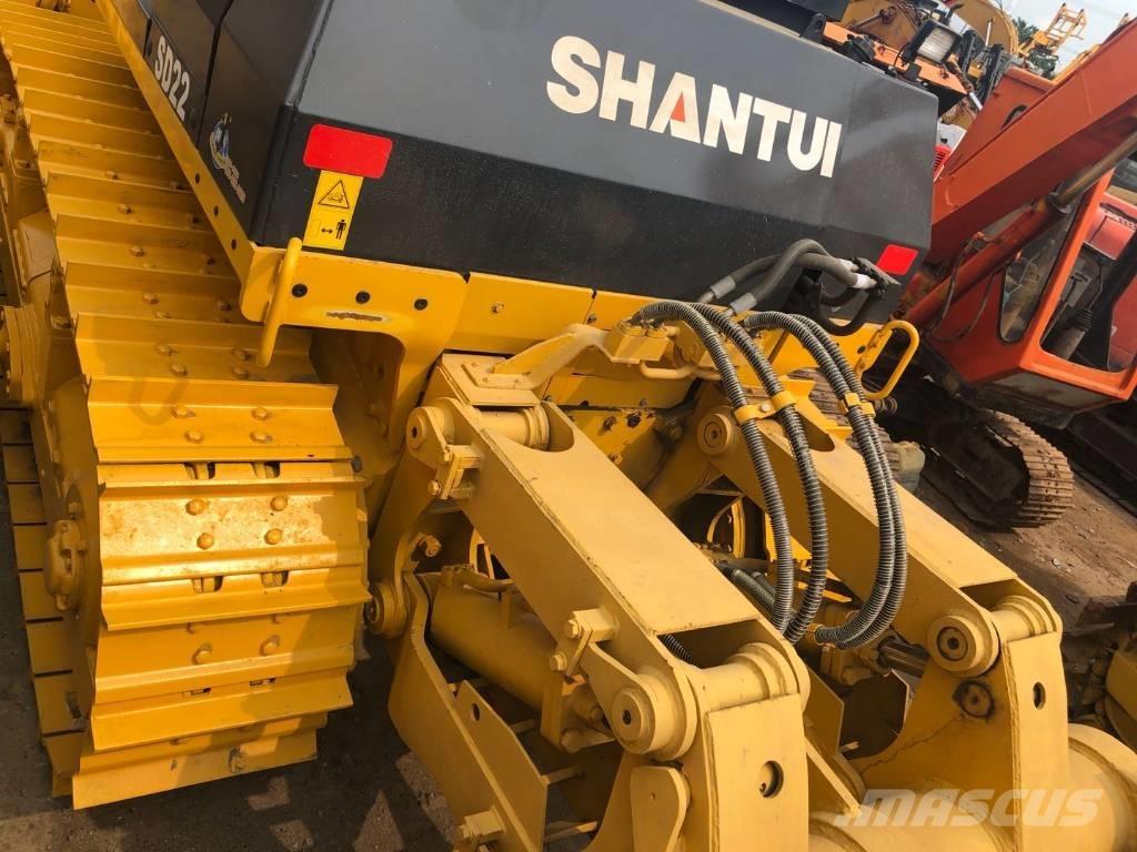 Shantui SD22 بلدوزرات مجنزرة