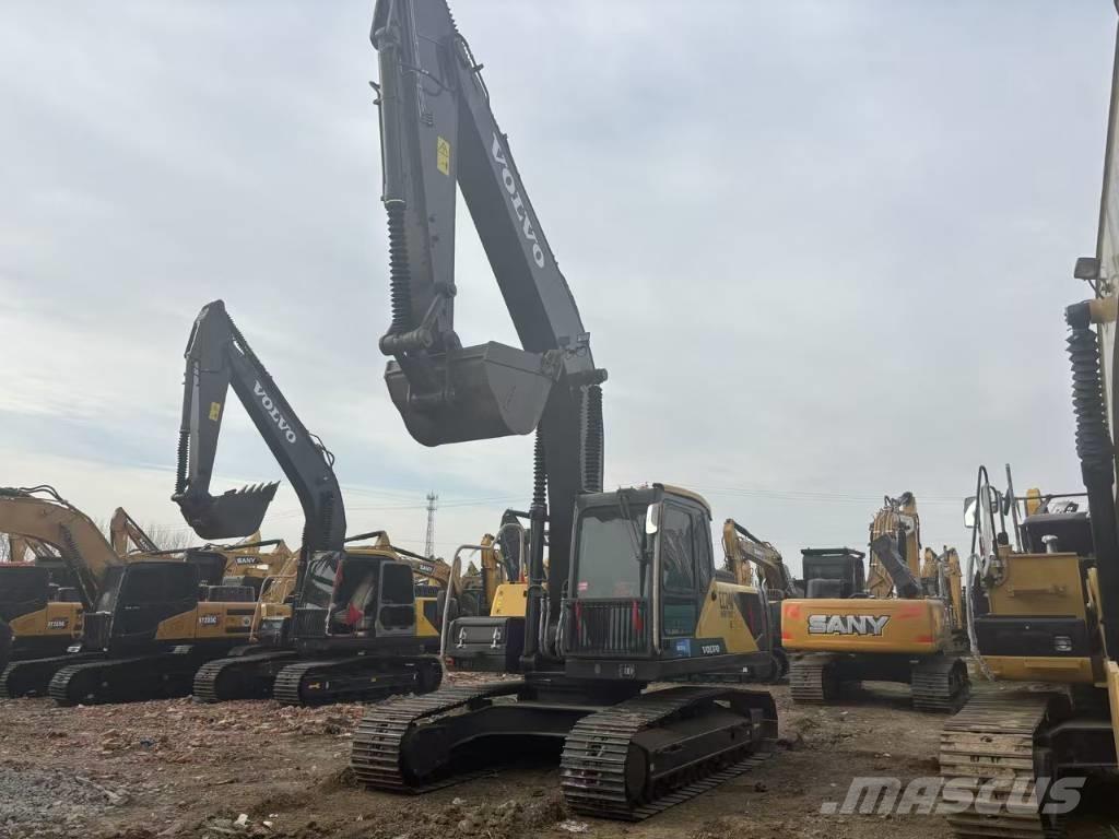 Volvo EC 240 حفارات زحافة