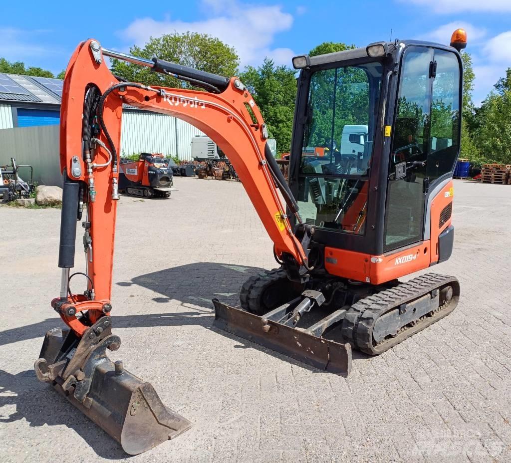 Kubota KX 019-4 حفارات صغيرة أقل من 7 طن (حفارات صغيرة)