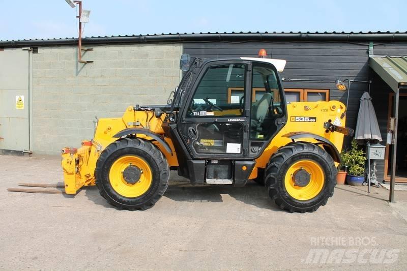 JCB 535-95 مناولات متداخلة