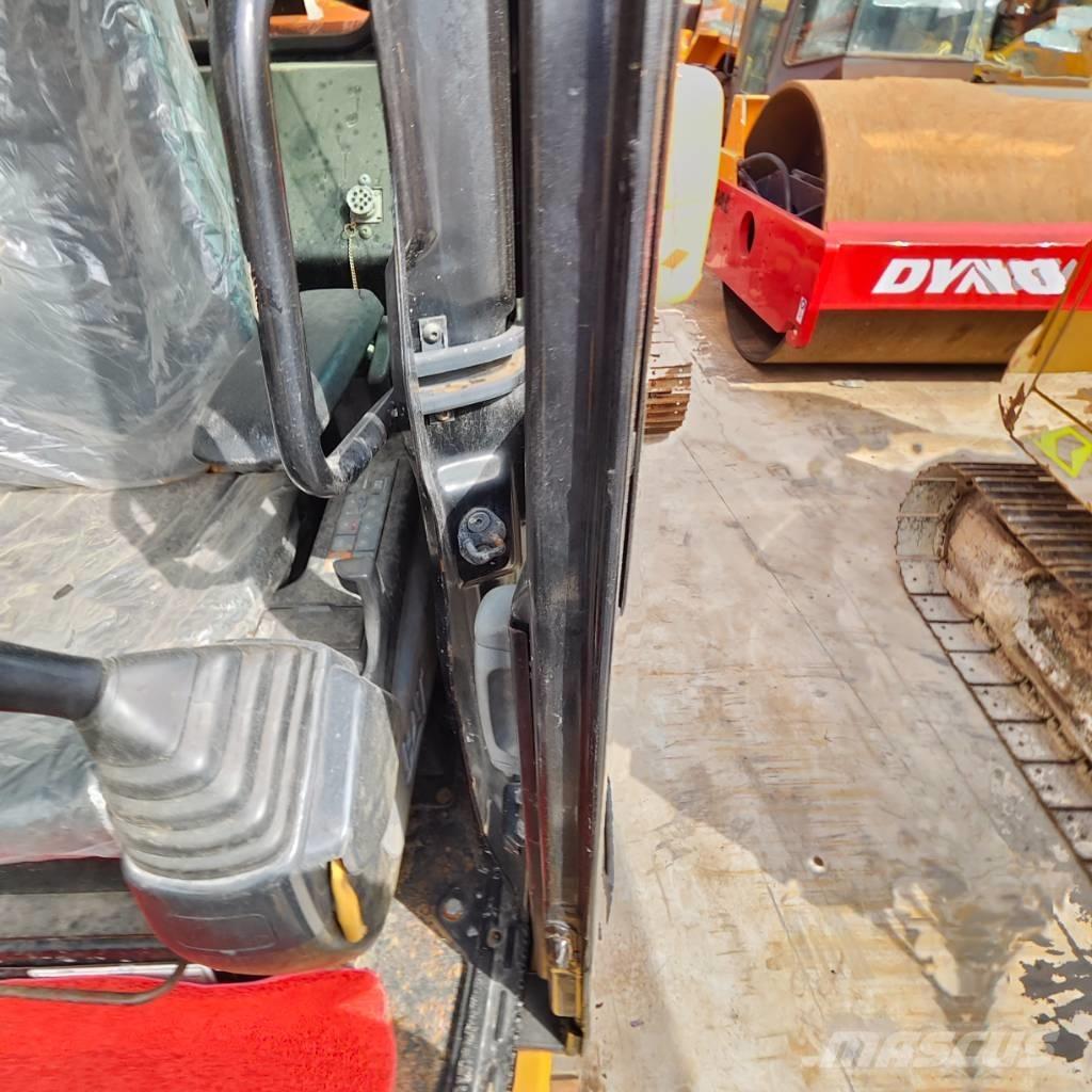 CAT 308 D حفارات وسط 7 طن - 12 طن