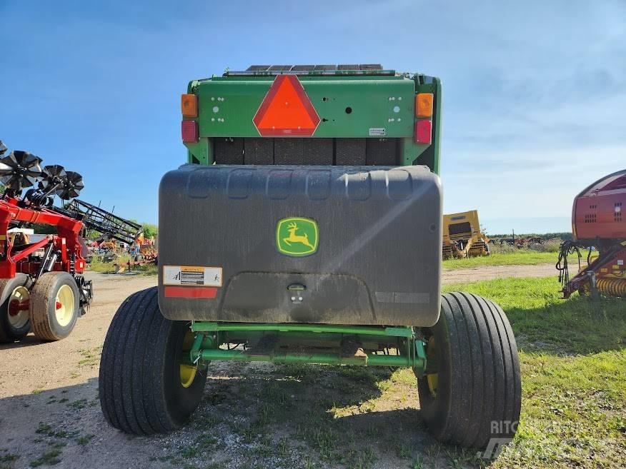 John Deere 450 M محزمات مستديرة