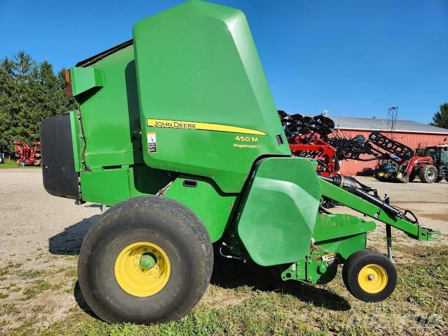 John Deere 450 M محزمات مستديرة