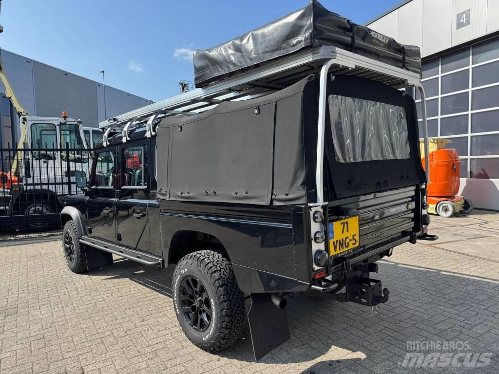Land Rover Defender سيارات