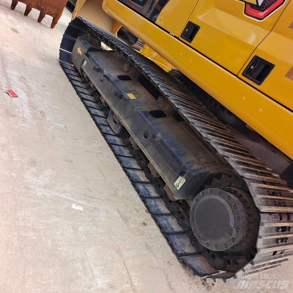 CAT 320 GC حفارات زحافة