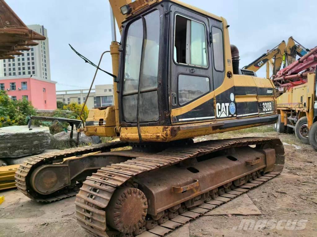 CAT 320BL حفارات وسط 7 طن - 12 طن