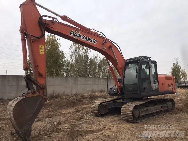 Hitachi ZX 210 حفارات زحافة