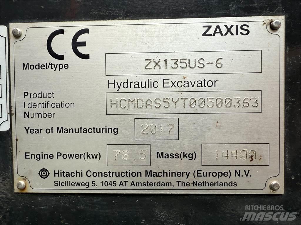 Hitachi ZX135US-6 حفارات زحافة