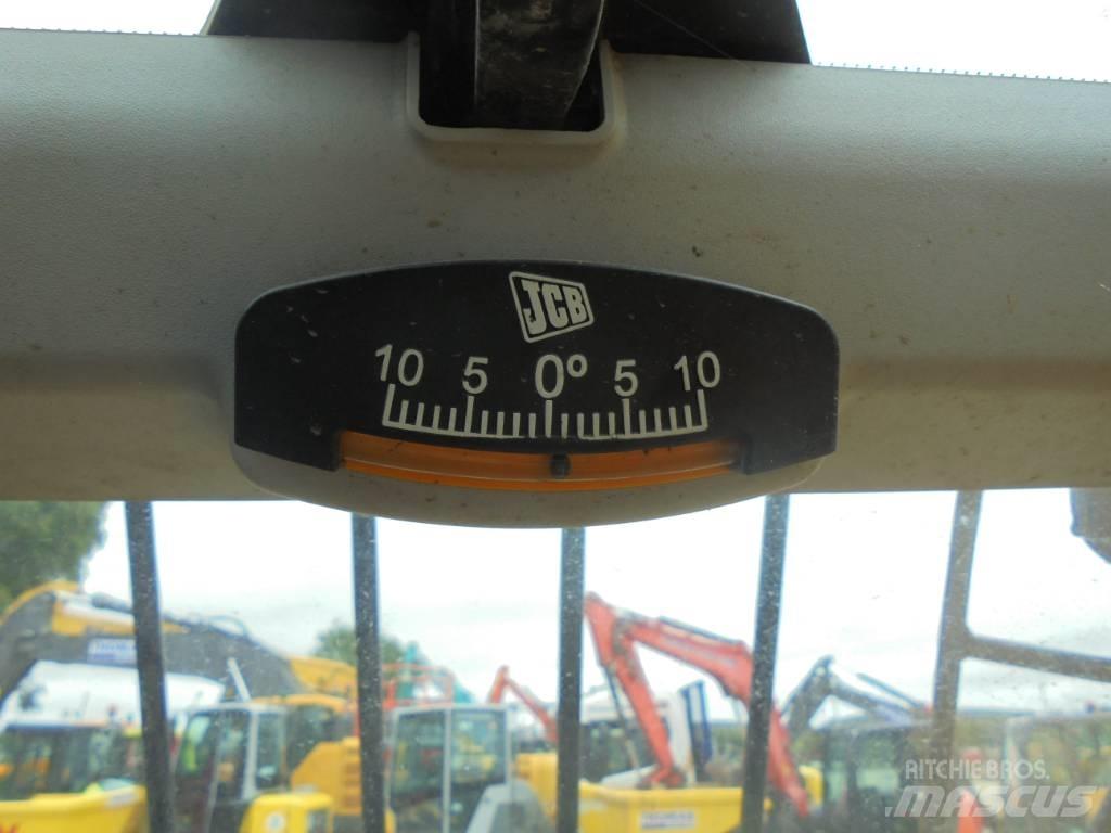 JCB 531-70 مناولات متداخلة