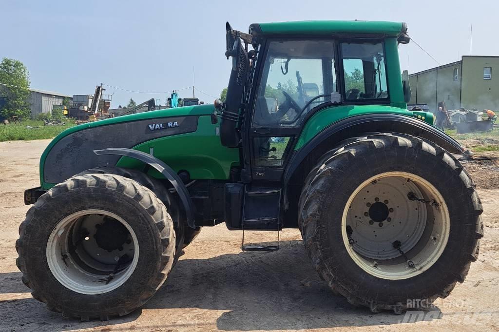 Valtra T 170 الجرارات
