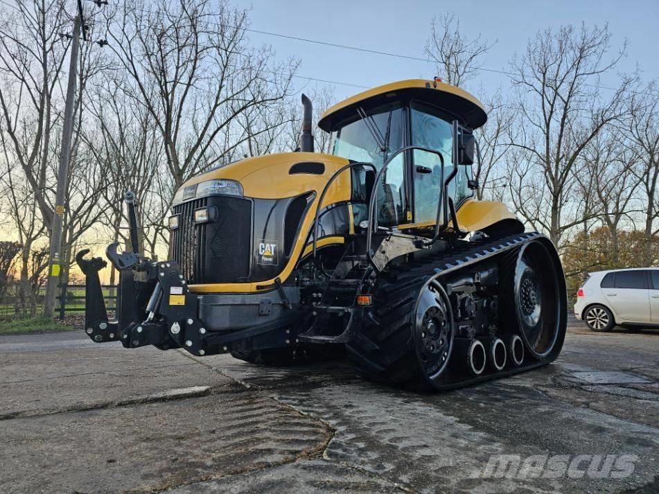 CAT 745 الجرارات