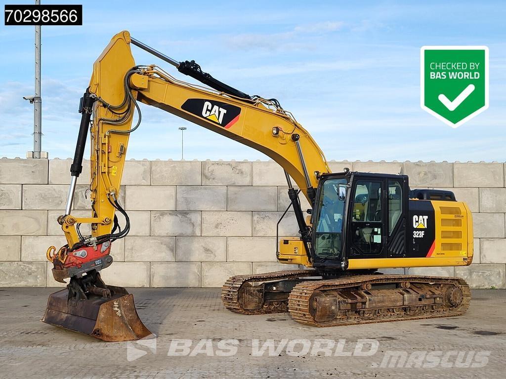 CAT 323 F L حفارات زحافة