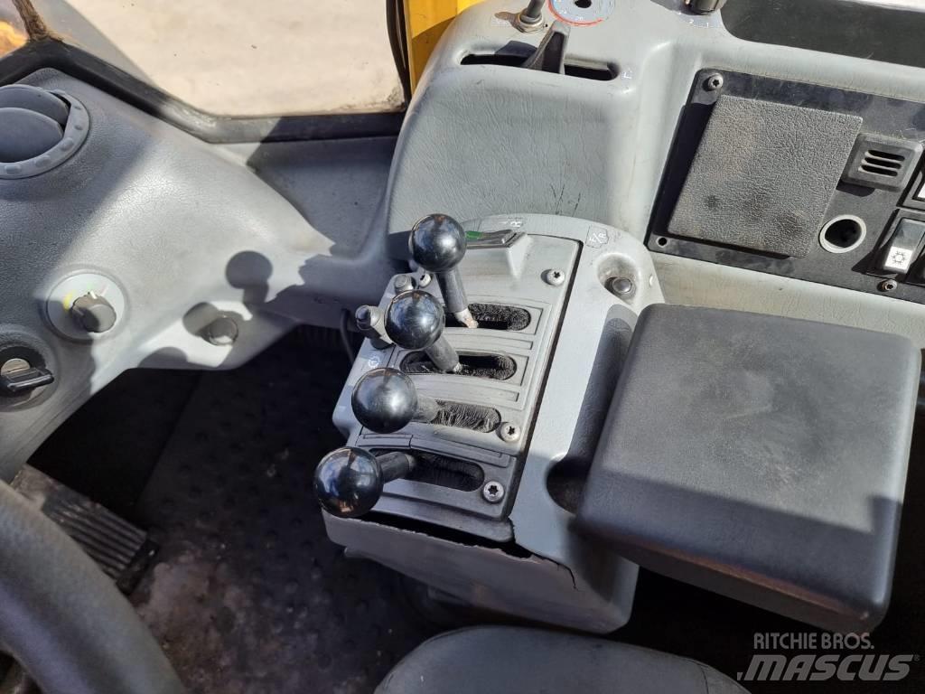 Volvo L 180 E لوادر بعجل