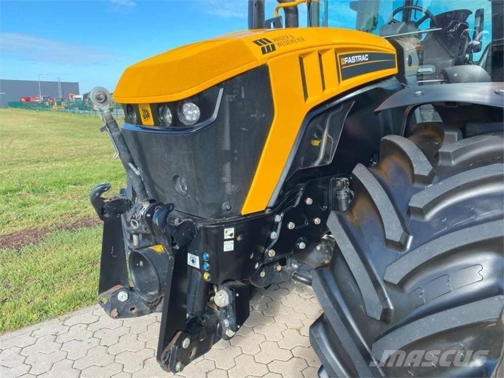 JCB 4220 ICON الجرارات