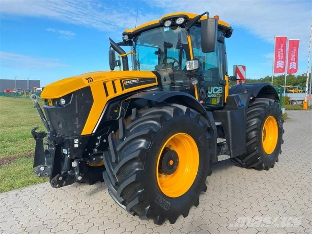 JCB 4220 ICON الجرارات