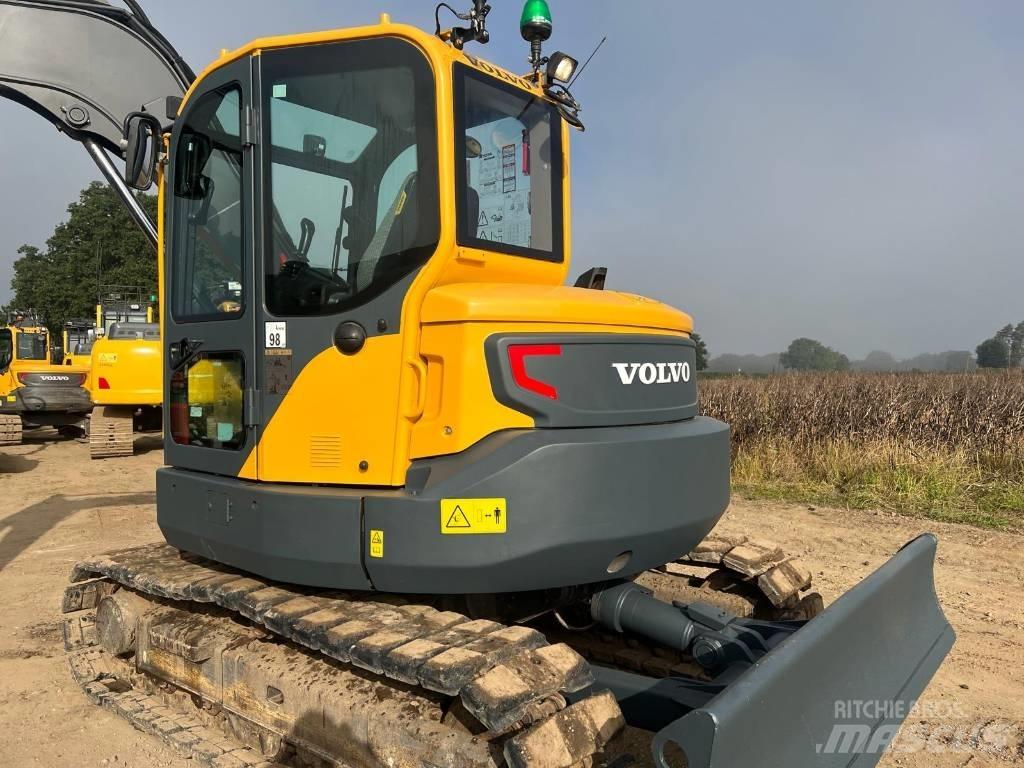 Volvo ECR 88 D حفارات وسط 7 طن - 12 طن