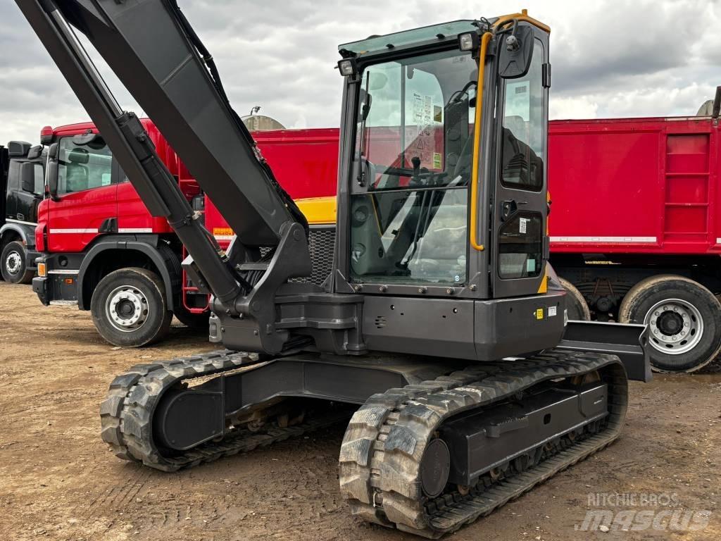 Volvo ECR 88 D حفارات وسط 7 طن - 12 طن