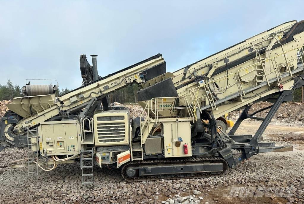 Metso LT 330 D الكسارات المتنقلة