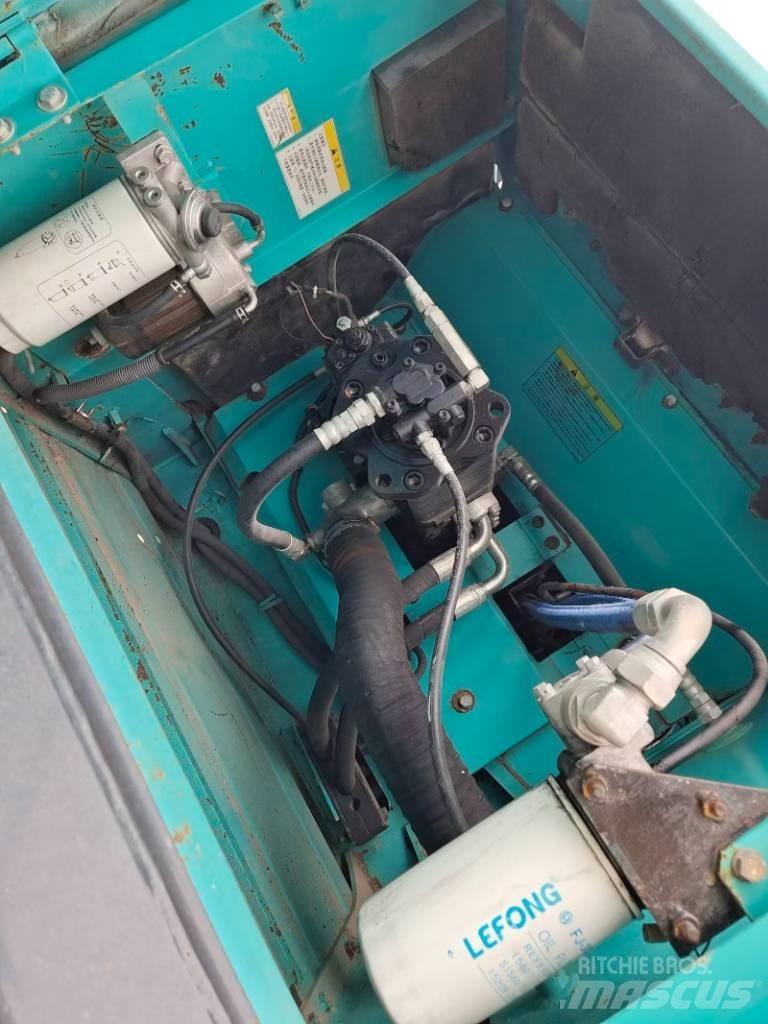 Kobelco SK 260 حفارات زحافة