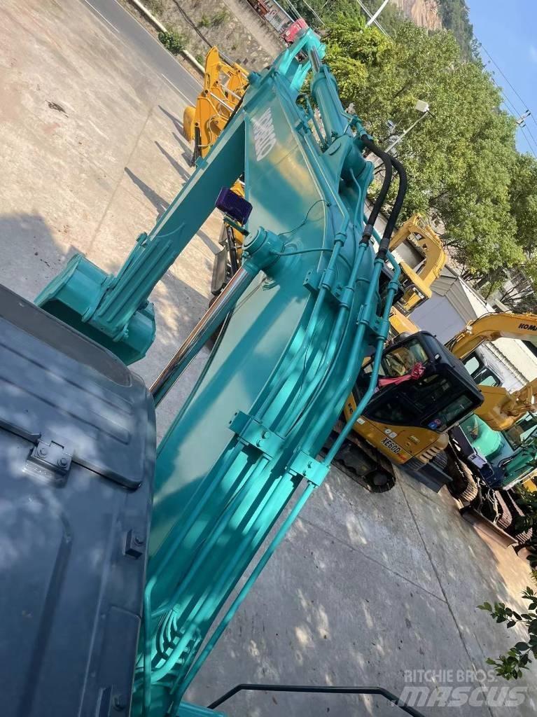 Kobelco SK130-8 حفارات وسط 7 طن - 12 طن