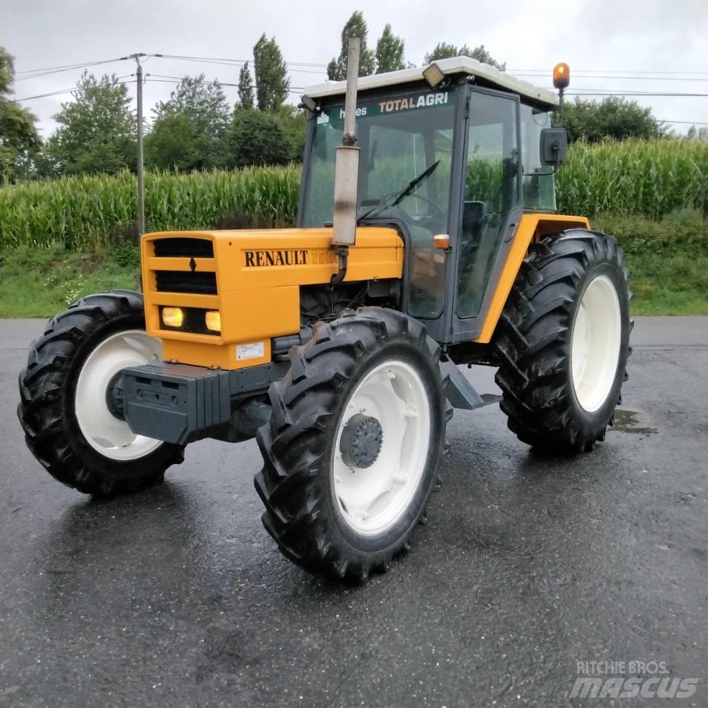 Renault 751 4s الجرارات
