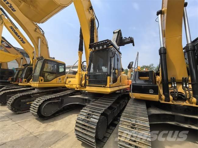 Komatsu PC 300 حفارات زحافة