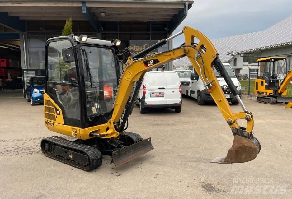 CAT 301.7 D حفارات صغيرة أقل من 7 طن (حفارات صغيرة)