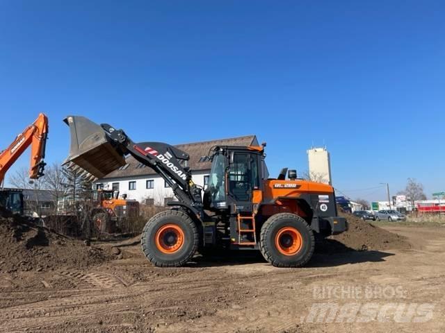 Doosan DL280 لوادر بعجل