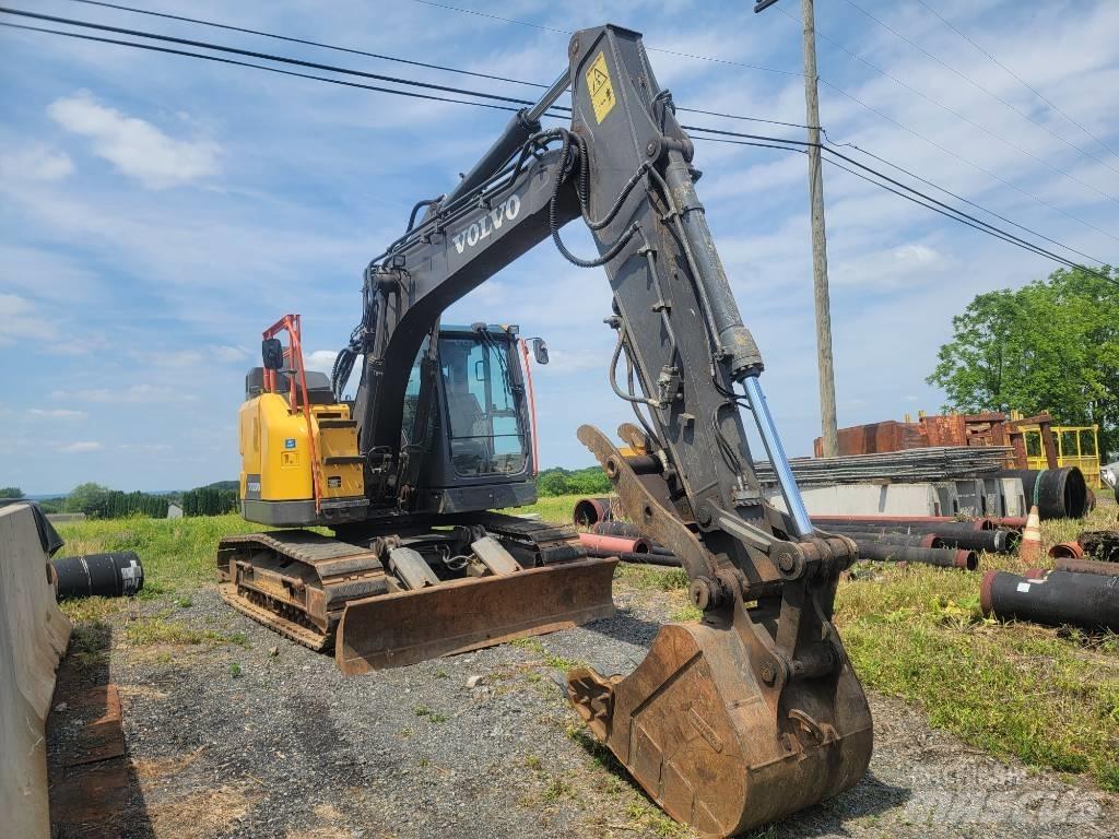 Volvo ECR 145 E حفارات زحافة