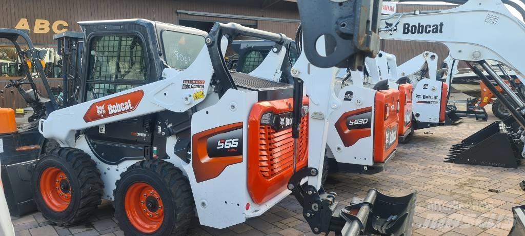 Bobcat S 530 لوادر انزلاقية التوجيه