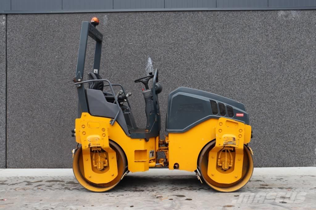 Hamm HD 12 VV مداحل ثنائية الاسطوانة