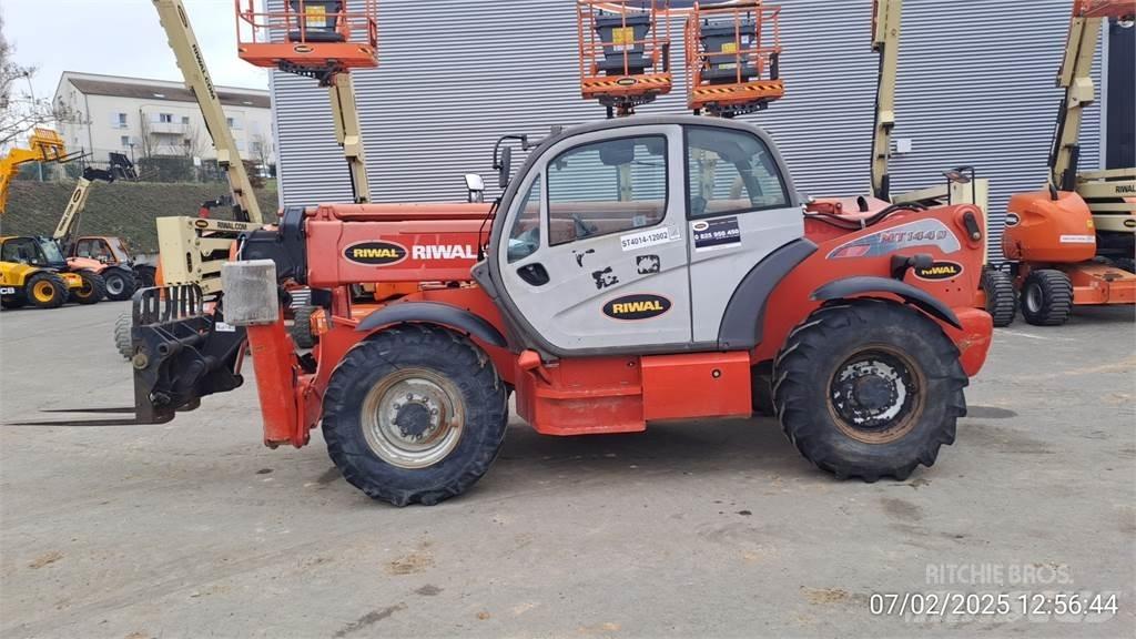 Manitou MT1440 مناولات متداخلة