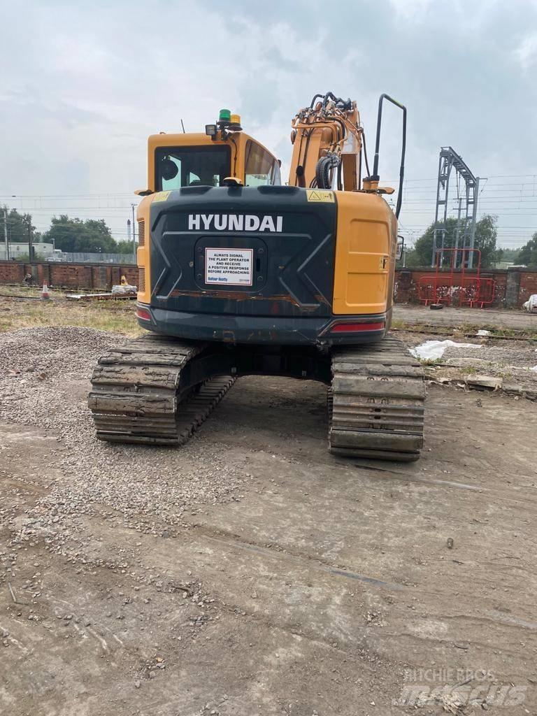 Hyundai HX130LCR حفارات زحافة