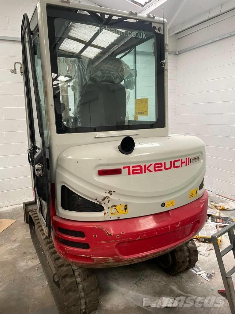 Takeuchi TB 230 حفارات صغيرة أقل من 7 طن (حفارات صغيرة)