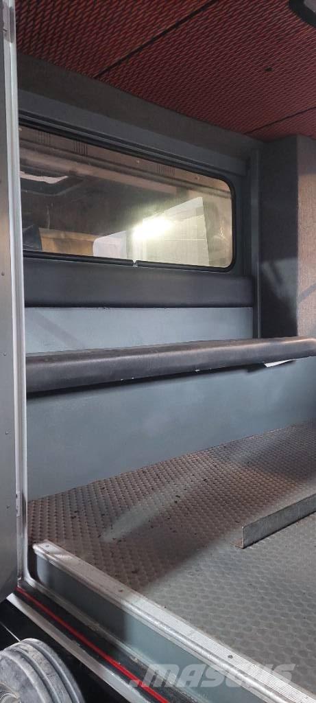 Prinoth Husky كاسحات جليد