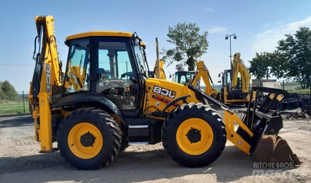 JCB 4 CX لوادر ذات جرافات عكسية