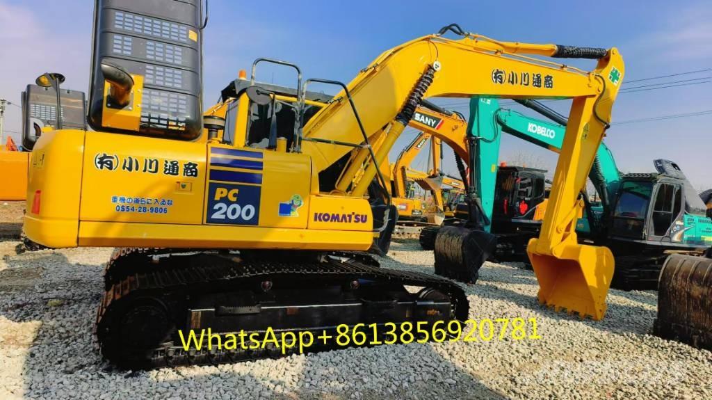 Komatsu PC 200-8 حفارات زحافة