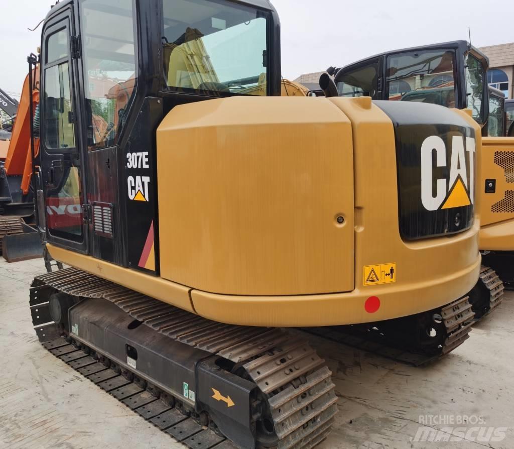 CAT 307 E حفارات زحافة