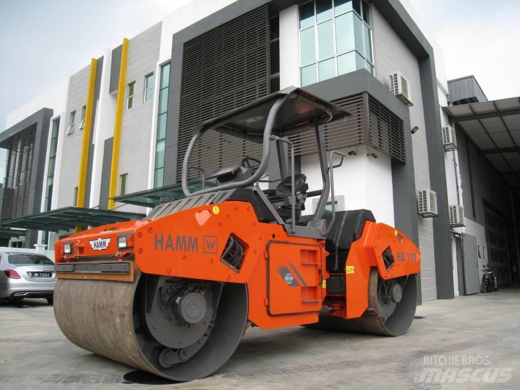 Hamm HD 110 مداحل ثنائية الاسطوانة