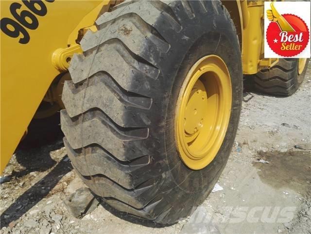 CAT 966 G لوادر بعجل