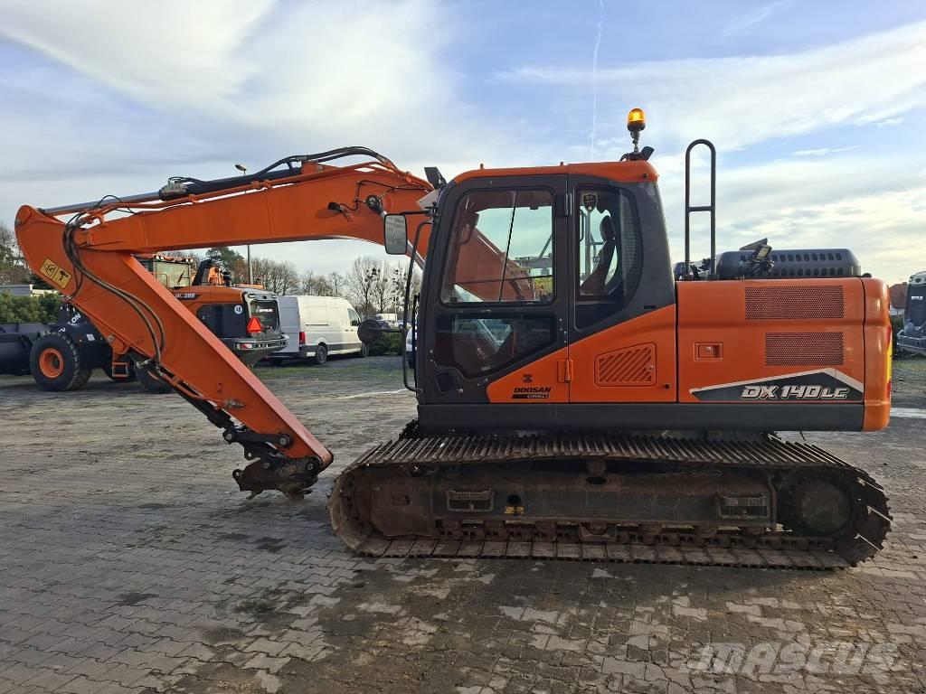 Doosan DX140LC-7 حفارات زحافة