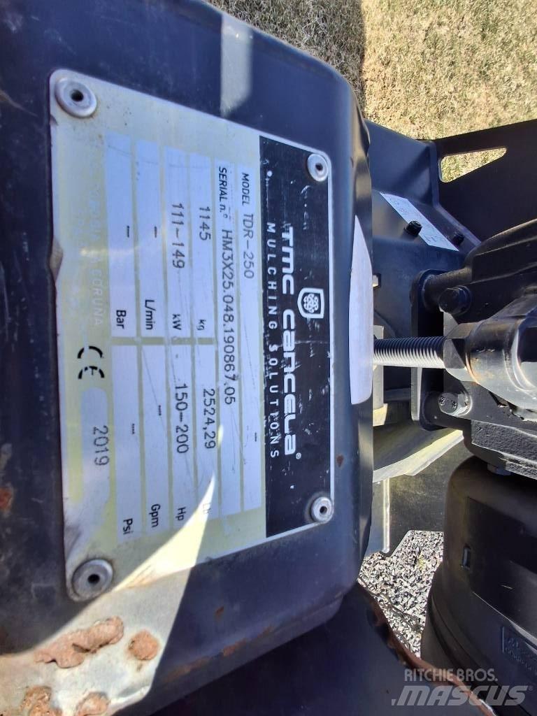 TMC TDR 250 جزازات وأغطية المراعي