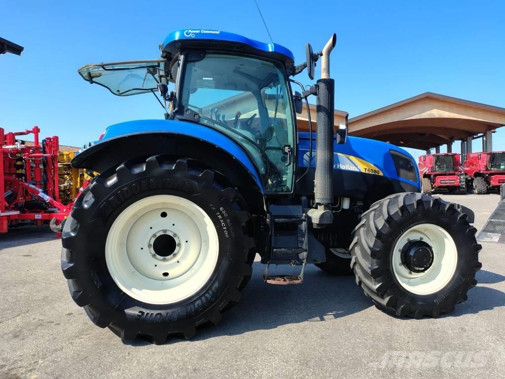 New Holland T 6080 الجرارات