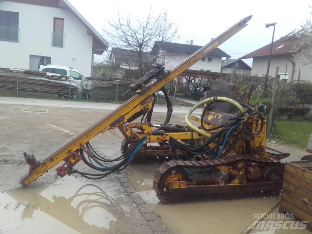 Atlas Copco ROC 301 معدات الثقب السطحي