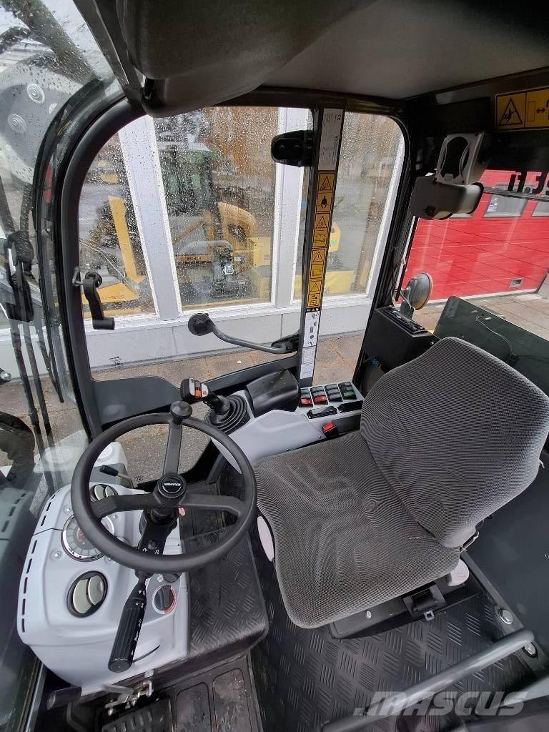 Kramer 5035 لوادر صغيرة