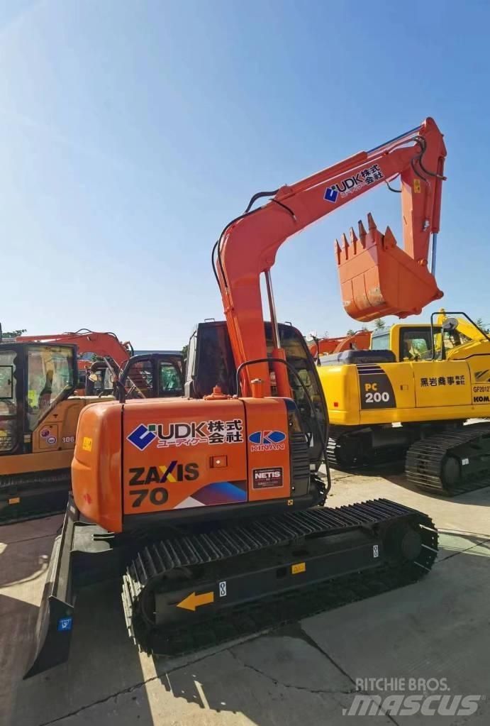 Hitachi ZX 70 حفارات زحافة